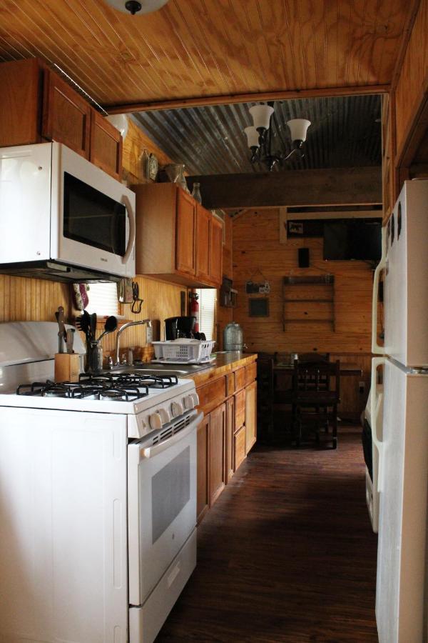 Berry Creek Cabins 호텔 Isabel 외부 사진