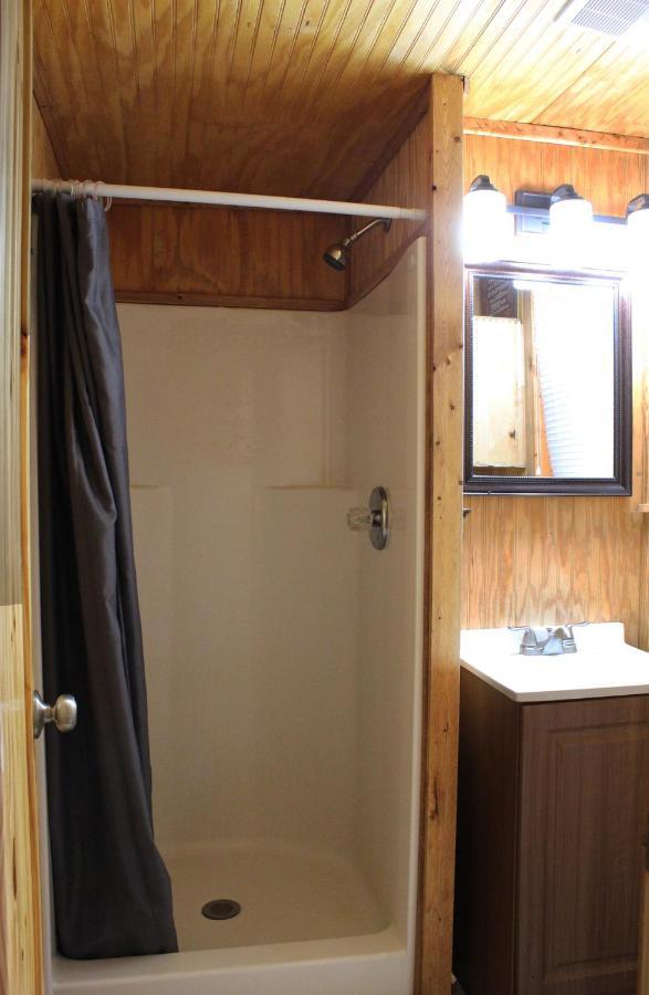Berry Creek Cabins 호텔 Isabel 외부 사진